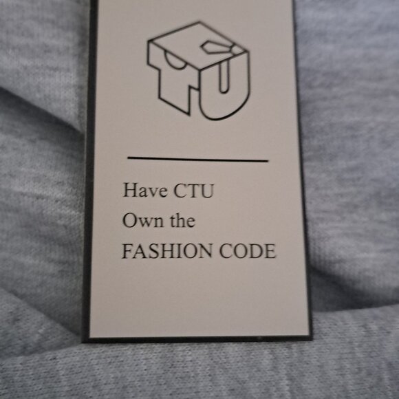 CTU Cropped Pullover Sweatshirt Long Sleeve Crewneck, pull on hem Small NWT - Picture 10 of 16